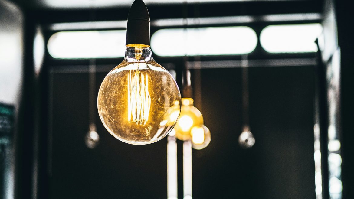 Nowe stawki za prąd od lipca – ile zapłacimy za 1 kWh?